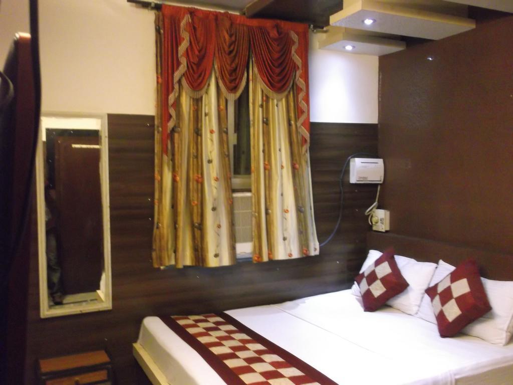 Hotel Abhineet Palace Dzsaipur Kültér fotó