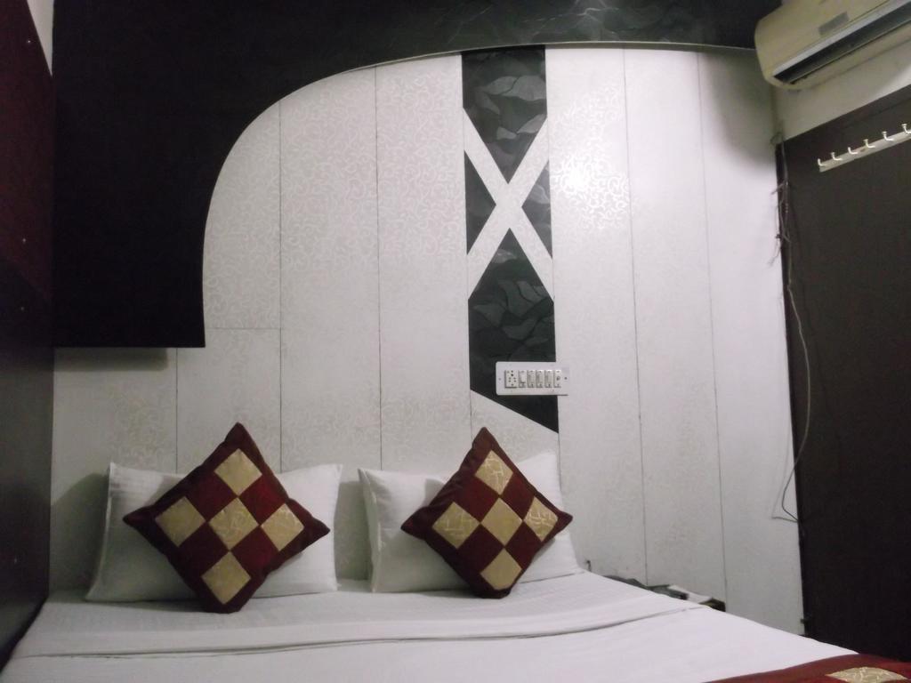 Hotel Abhineet Palace Dzsaipur Kültér fotó