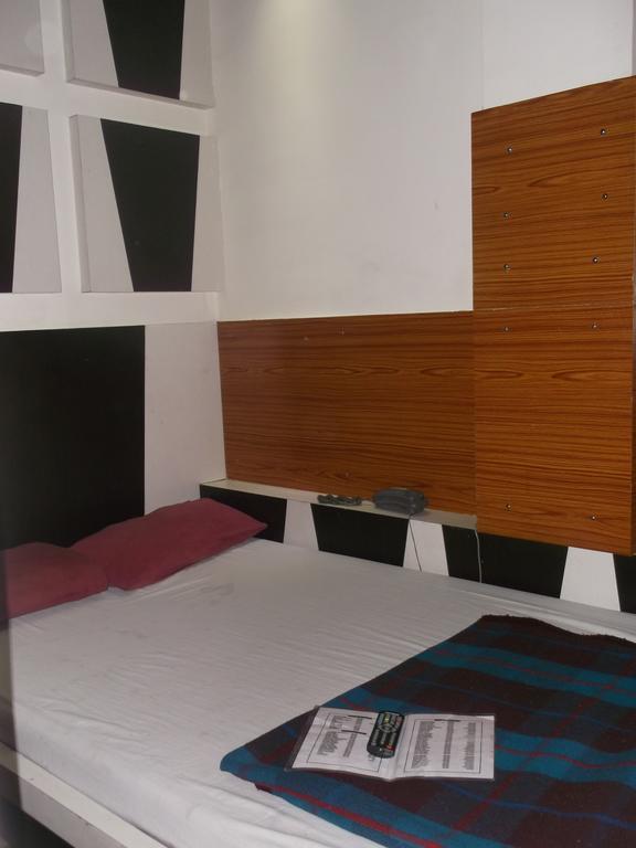 Hotel Abhineet Palace Dzsaipur Szoba fotó