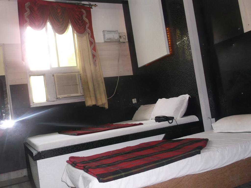 Hotel Abhineet Palace Dzsaipur Szoba fotó
