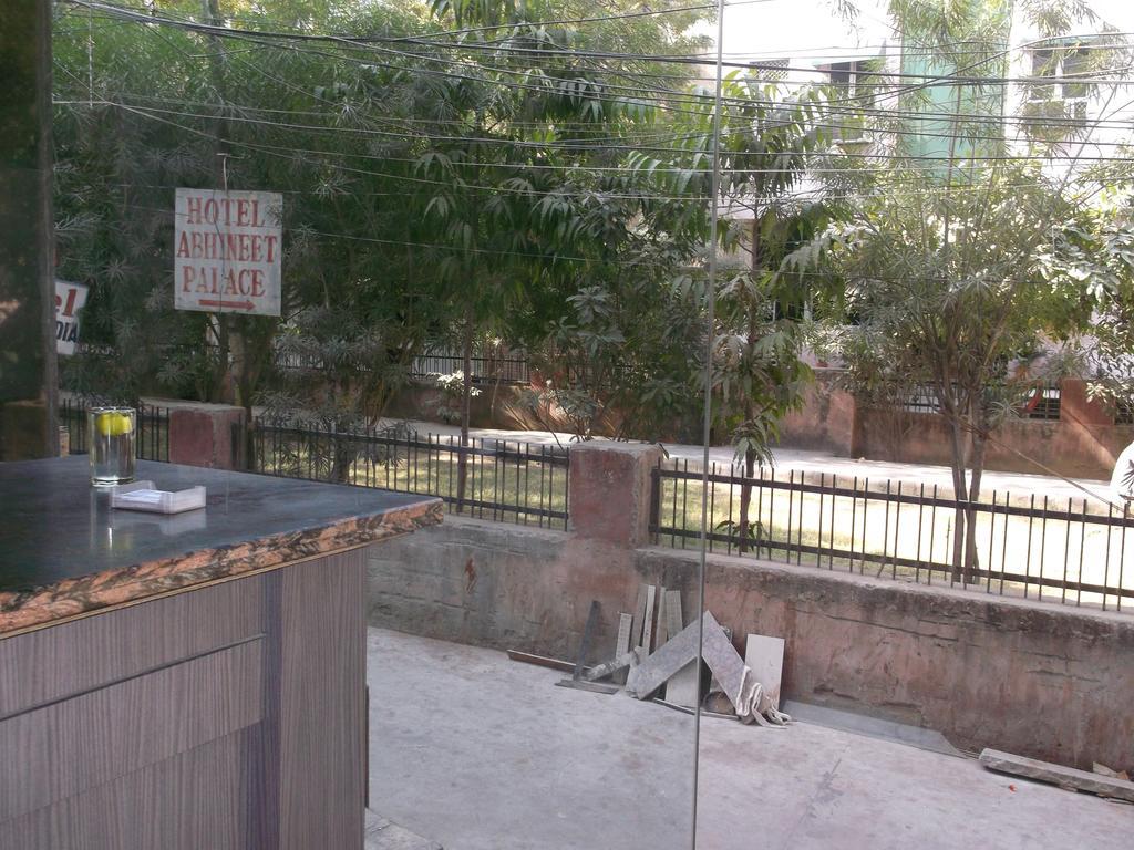 Hotel Abhineet Palace Dzsaipur Szoba fotó
