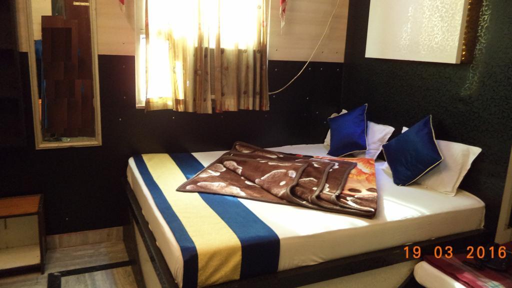 Hotel Abhineet Palace Dzsaipur Kültér fotó