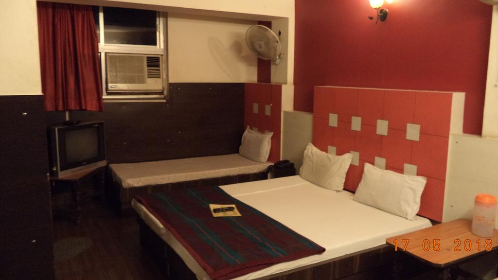 Hotel Abhineet Palace Dzsaipur Kültér fotó