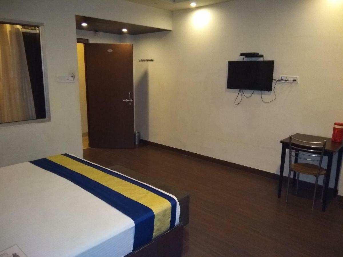 Hotel Abhineet Palace Dzsaipur Kültér fotó
